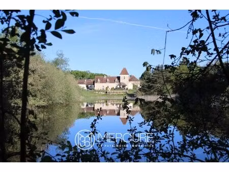 manoir à tournon-saint-martin
