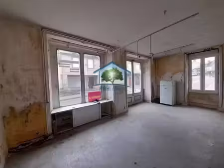 local commercial à louer