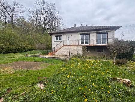 maison renovee 5 pieces avec 753 m² terrain couthenans