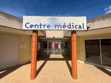 location commerce 2 pièces 40 m² à cornebarrieu (31700)