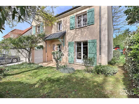 maison individuelle de 2001  7p  135m2  491m2 de terrain