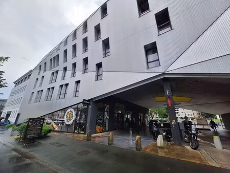 location bureaux 240 m²