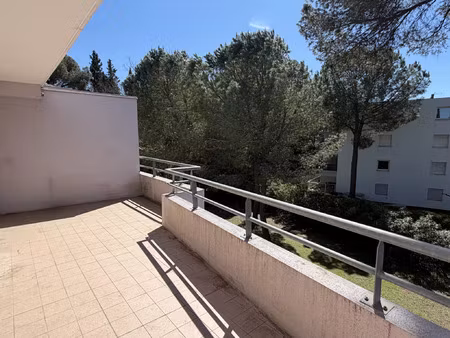 location appartement 3 pièces 71 m² à montpellier (34070)