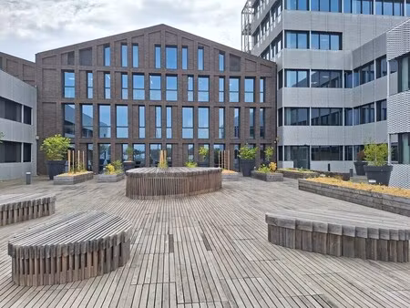 location bureaux 227 m²