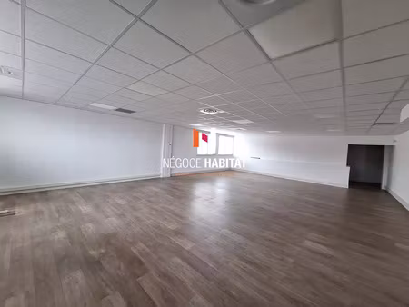location commerce 26 m² à saint-aunès (34130)