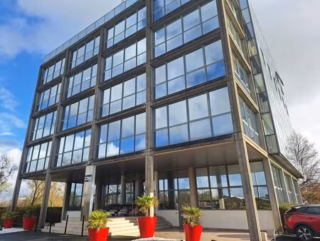 location bureaux 71 m² à 1 276 m²