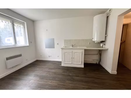 location appartement  m² t-1 à marcilly-sur-eure  390 €