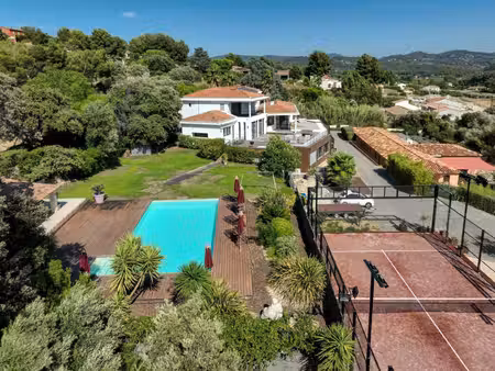 location maison de luxe la cadière-d'azur 8 pièces 800 m²