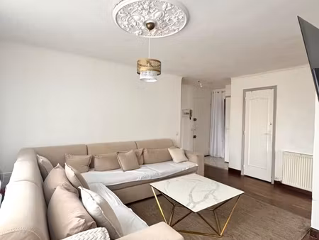 à vendre – appartement f5 avec une cave à mantes la ville (78)