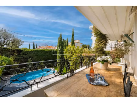 vente maison 11 pièces 360 m² nice (06100)