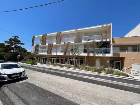 vente commerce rognac 13340 76m²