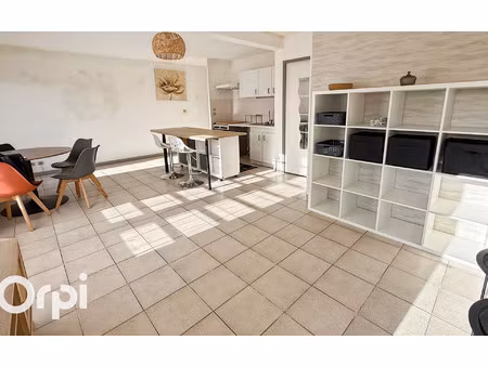 location appartement  42 m² t-2 à aigues-mortes  795 €