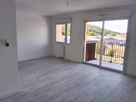 spacieux t2 de 44.74 m² récent à maromme