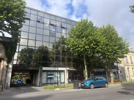 location bureaux 20 m² à 231 m²