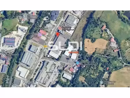 location local d’activités saint-genis-laval 69230 990m²