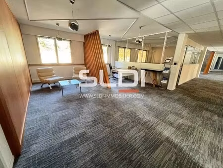 vente bureaux 311 m²