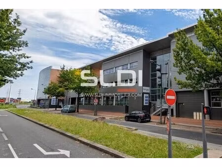 vente bureaux 112 m² à 1 100 m²