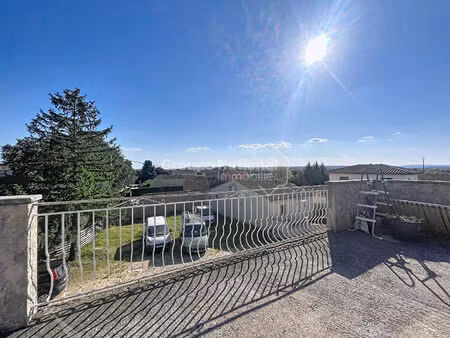 rare : ancien domain viticole aux volumes importants et intéressants /châteauneuf du pape
