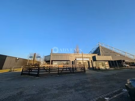 location commerce 600 m²