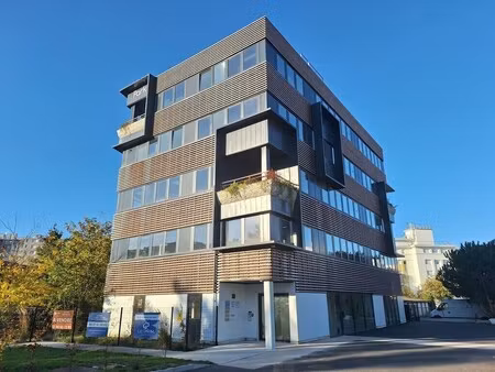 vente bureaux 75 m² à 164 m²