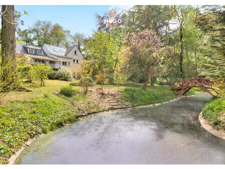 demeure exceptionnelle - montreuil juigne 8 pièce(s) 230m2