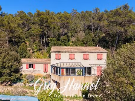 maison familiale avec vue dégagée la roquebrussanne