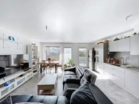 appartement de 5 pièces de 103.3 m² à bagneux