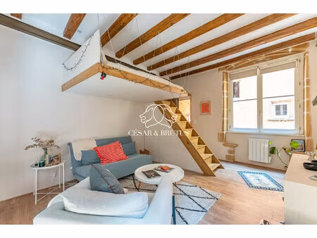 exclusivité : studio entièrement rénové – coeur vieux lyon