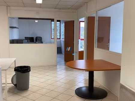 bureau 91 m2 climatisé- champagne au mt-d'or