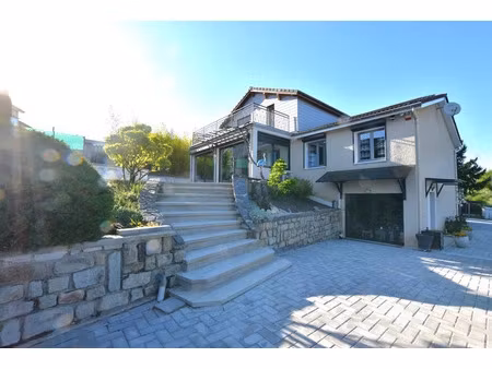 vente maison 6 pièces 202 m² à saint-ferréol-d'auroure (43330)  470 000 €