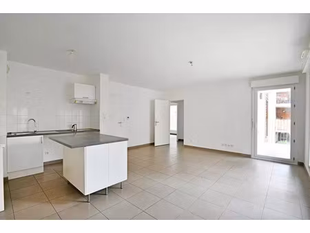 vente appartement 3 pièces 65 m² avignon (84000)