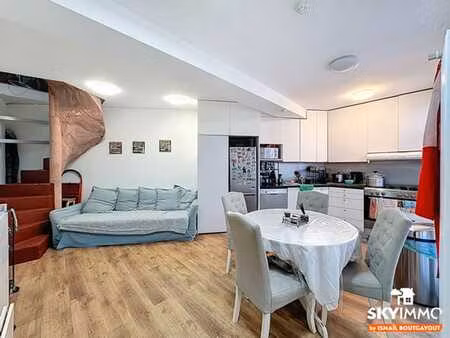 arriere-maison 2 ch - cour - 2 sdb - faibles couts coprop !