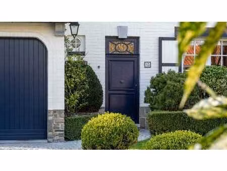 kraainem - villa 3 facades + grand jardin + annexe + garage