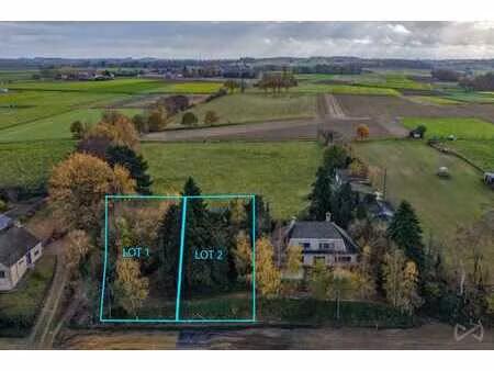 terrain pour maison quatre façades avec vue sur les champs