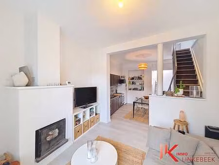 bien original à fort potentiel – double maison à linkebeek (