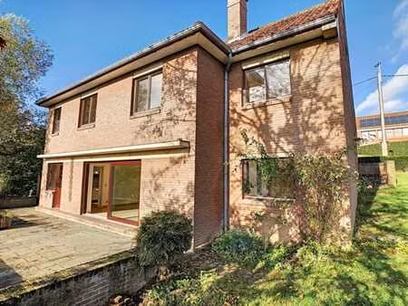 2 maisons unifamiliales !