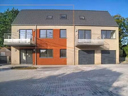 sous option - visites suspendues !