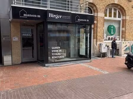 rez-de-chaussée commercial