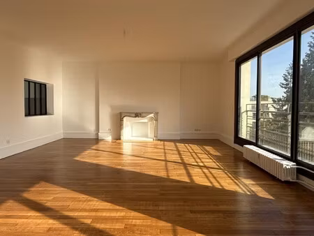 appartement de luxe à louer à saint-cloud