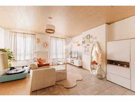 immeuble de 2 lots à vendre à monceau-sur-sambre