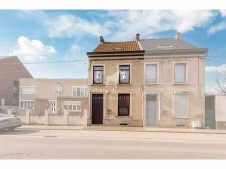 maison 3 chambres à vendre sur roux