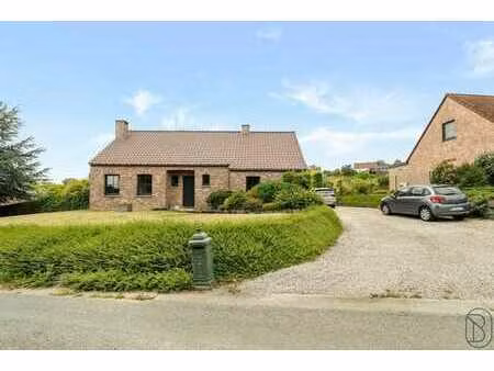 charmante maison avec une superbe vue