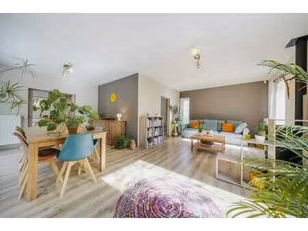 beau vallon : villa 3ch + bureau sur 25 ares de terrain