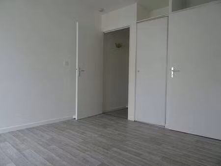 location appartement t1 à bruz (35170) : à louer t1 / 15m² bruz