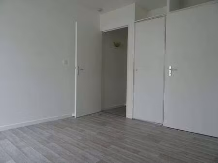 location appartement t1 meublé à bruz (35170) : à louer t1 meublé / 15m² bruz
