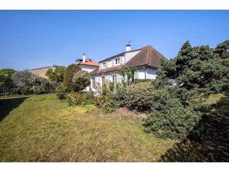 vente maison 7 pièces 180 m² à croissy-sur-seine (78290)  980 000 €