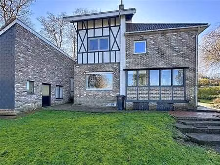 magnifique villa  situation exceptionnelle et vue imprenable