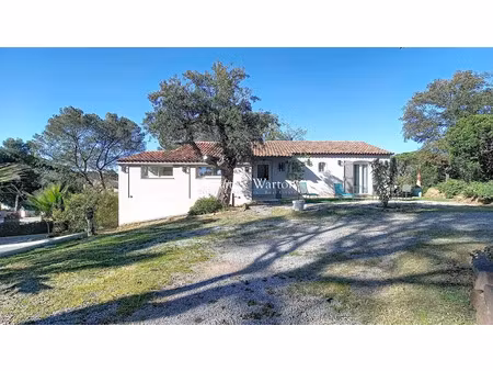 vente villa 4 pièces 137 m² à frejus (83600)  749 000 €