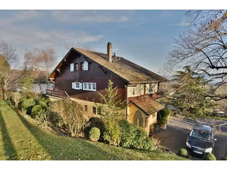 vente maison 9 pièces 226 m² à grilly (01220)  1 196 000 €