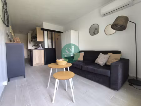 studio renove avec balcon plein sud - lumineux et au calme